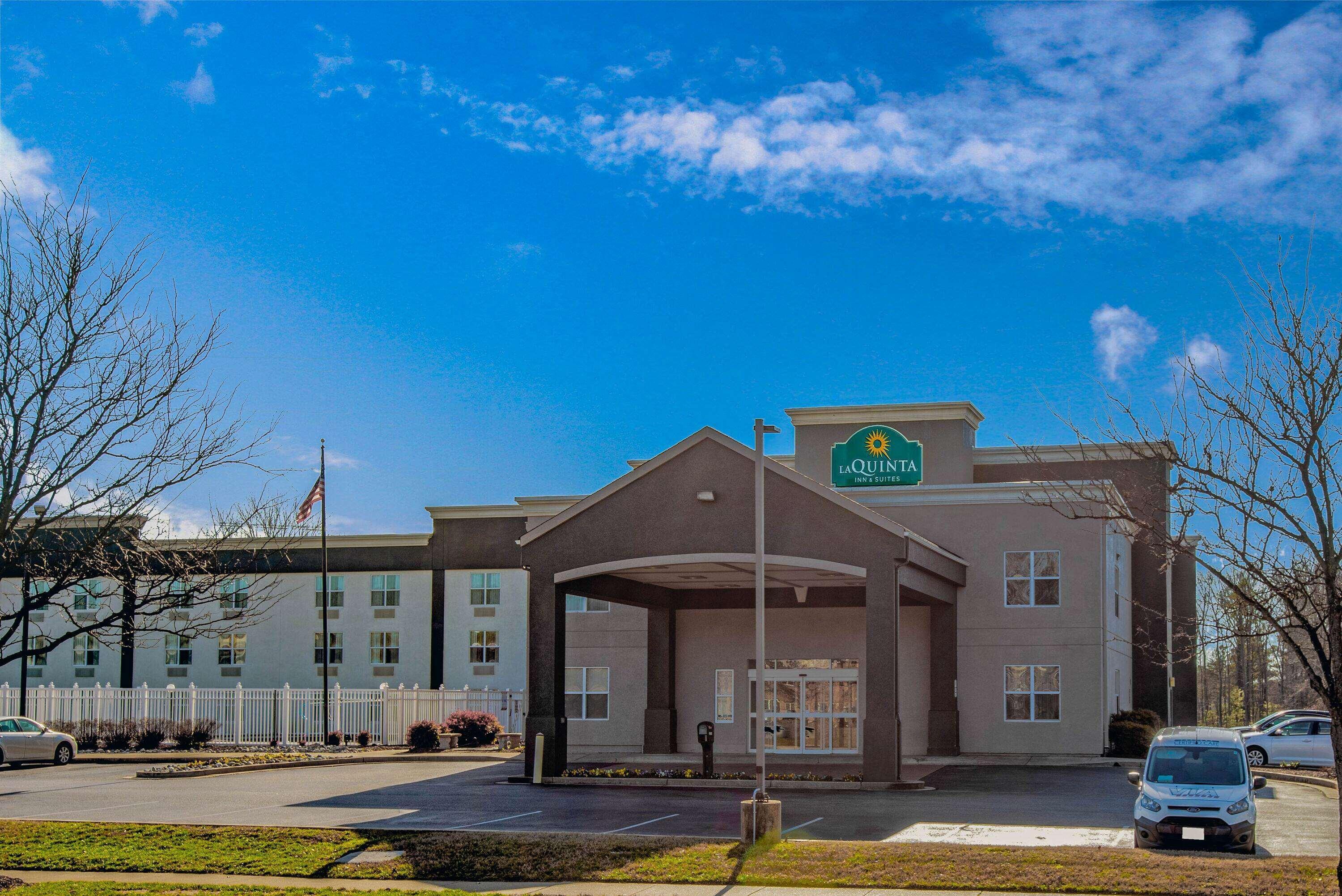 La Quinta By Wyndham Lexington Park - Patuxent Hotel California Exterior photo